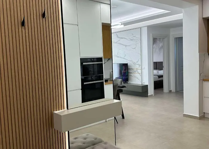 Sea View Luxury Apartment Vlorë